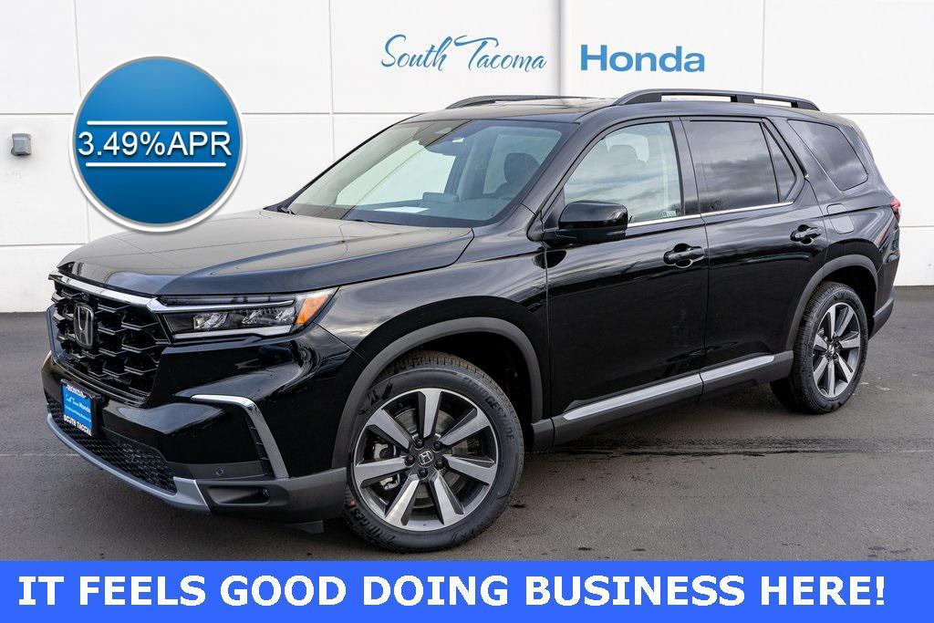 new 2025 Honda Pilot car, priced at $54,575