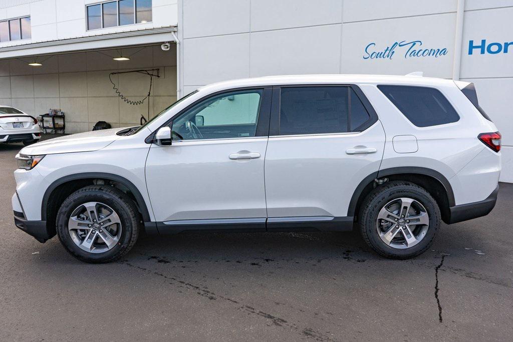 new 2025 Honda Pilot car, priced at $47,550