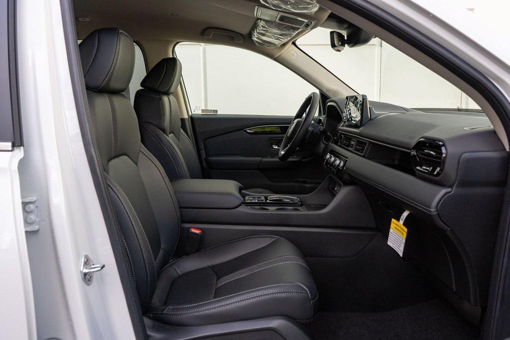 new 2025 Honda Pilot car, priced at $47,550