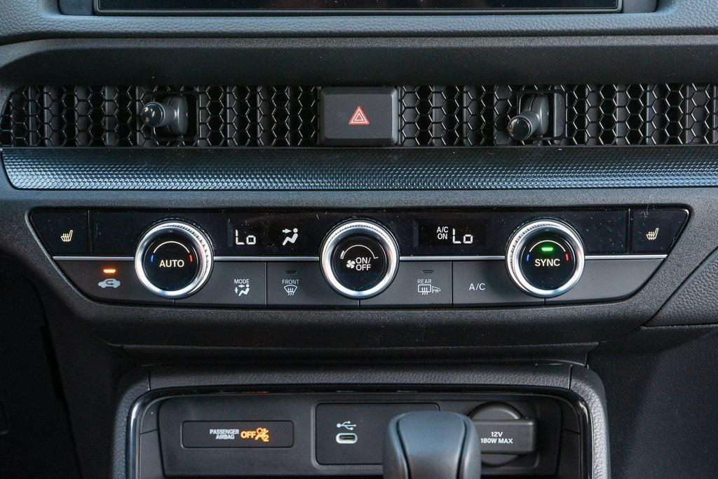 new 2026 Honda CR-V Hybrid car, priced at $37,689