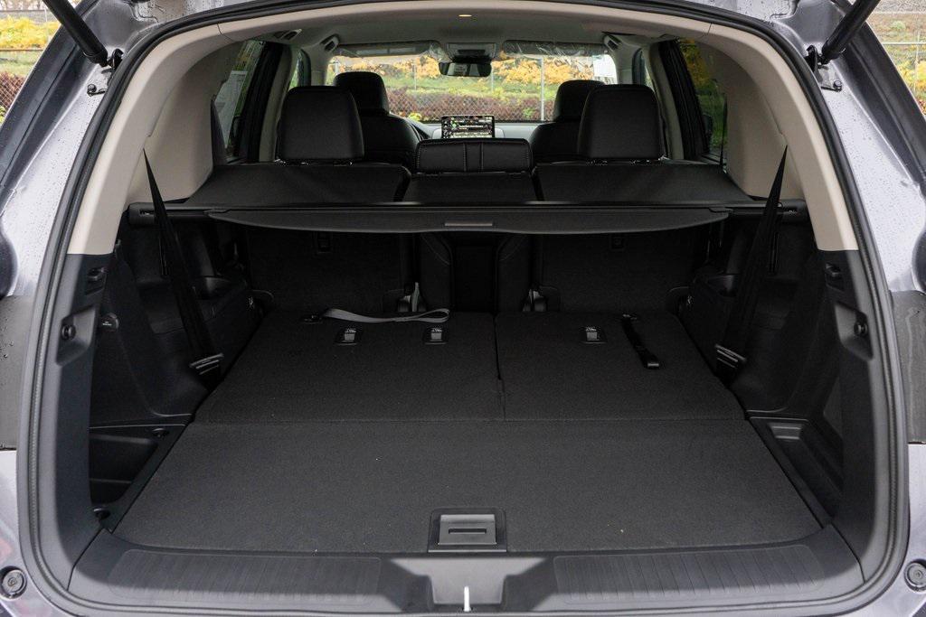 new 2025 Honda Pilot car, priced at $47,825