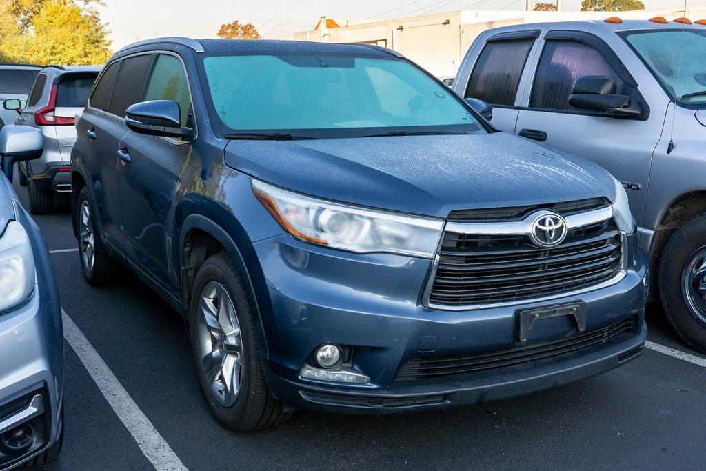 used 2014 Toyota Highlander car, priced at $19,999