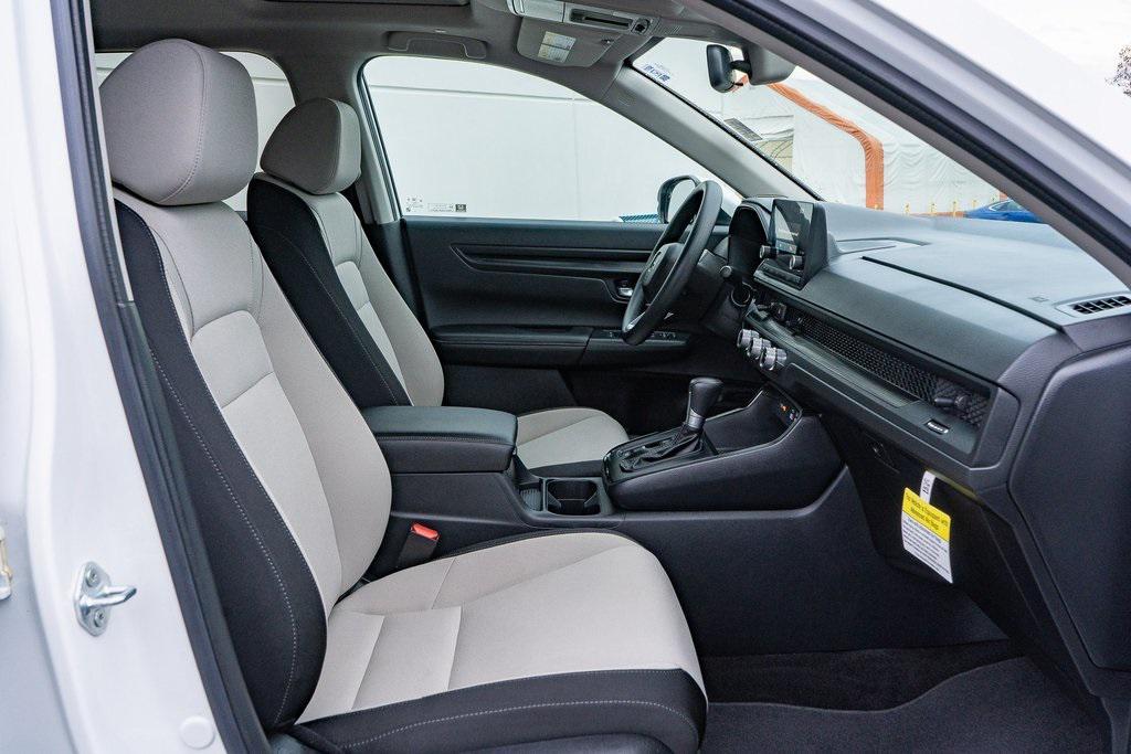 used 2025 Honda CR-V car, priced at $32,909