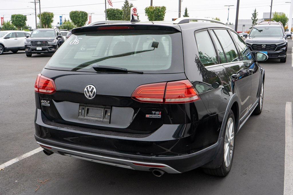 used 2018 Volkswagen Golf Alltrack car, priced at $22,999