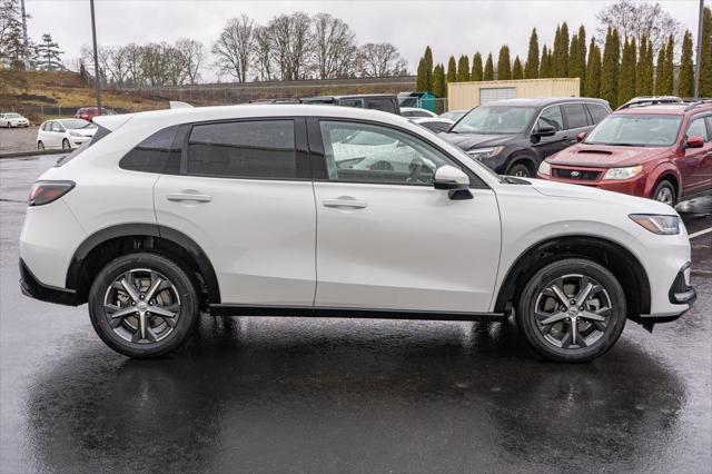 new 2025 Honda HR-V car, priced at $32,350