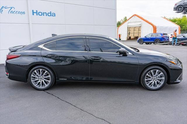 used 2021 Lexus ES 300h car, priced at $32,274