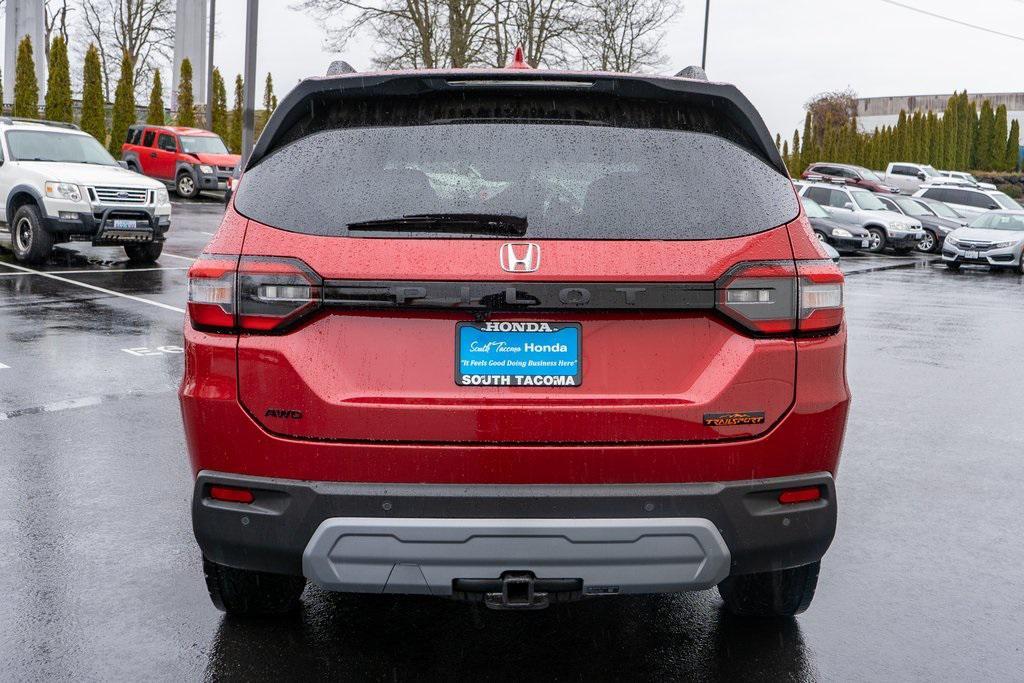 new 2025 Honda Pilot car, priced at $51,350