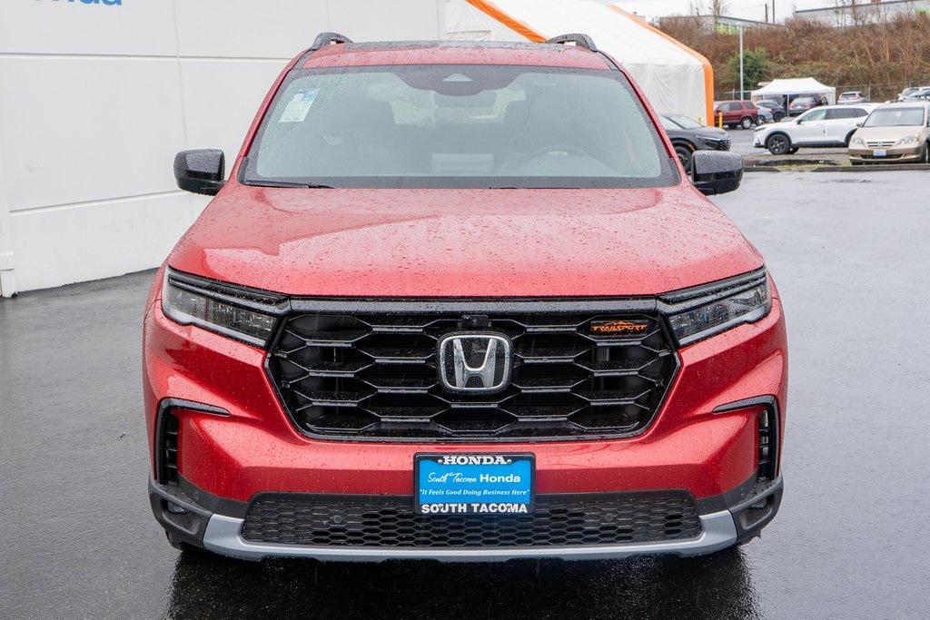 new 2025 Honda Pilot car, priced at $51,350