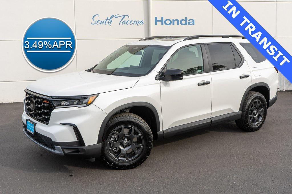 new 2025 Honda Pilot car, priced at $51,350