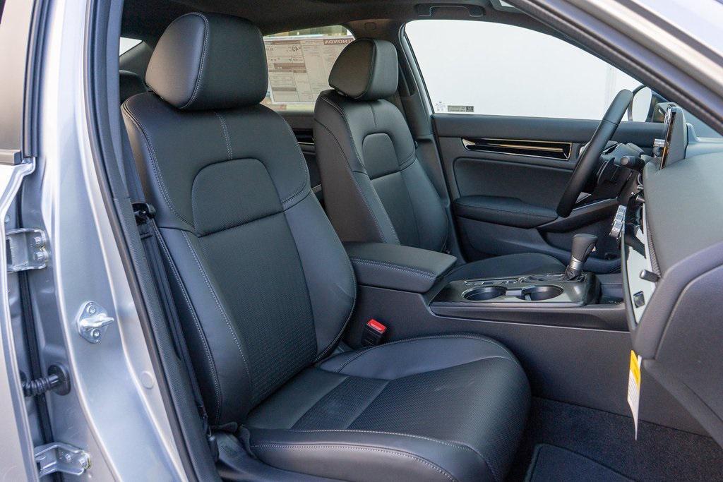 new 2026 Honda Civic Hybrid car, priced at $33,490