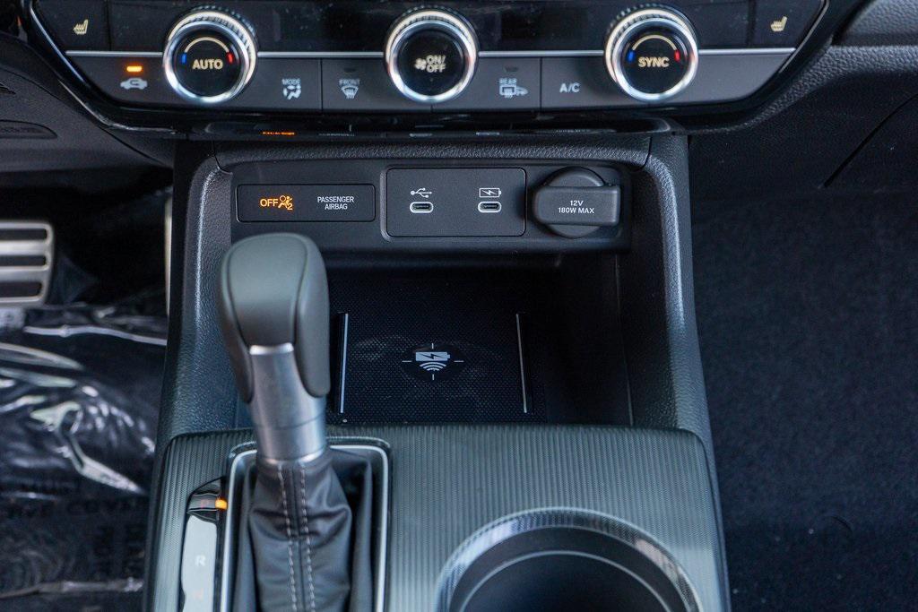 new 2026 Honda Civic Hybrid car, priced at $33,945