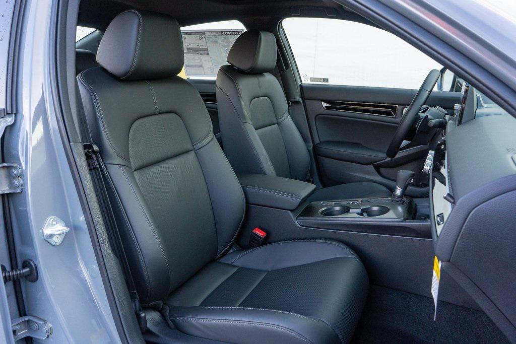 new 2026 Honda Civic Hybrid car, priced at $33,945