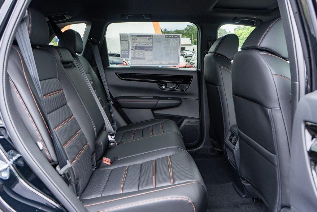 new 2026 Honda CR-V Hybrid car, priced at $43,700