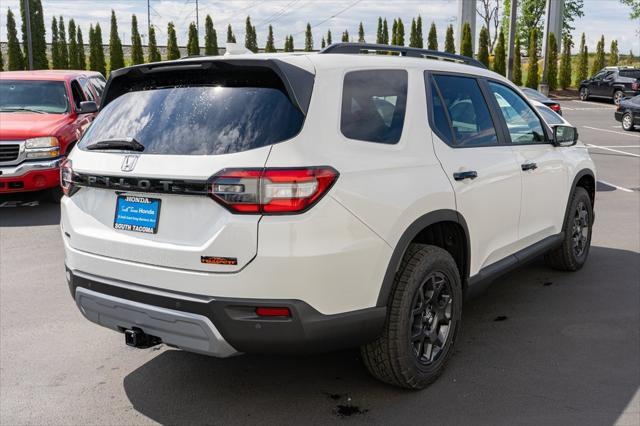 new 2025 Honda Pilot car, priced at $51,305