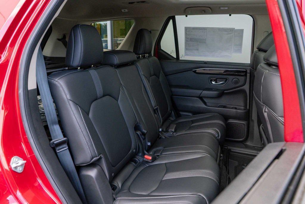 new 2025 Honda Pilot car, priced at $51,550