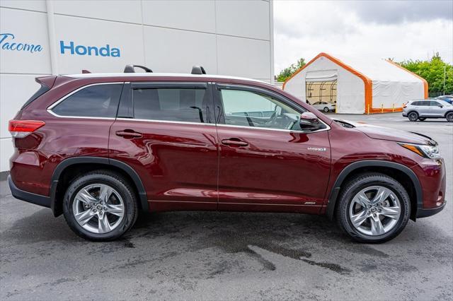 used 2017 Toyota Highlander Hybrid car, priced at $32,673
