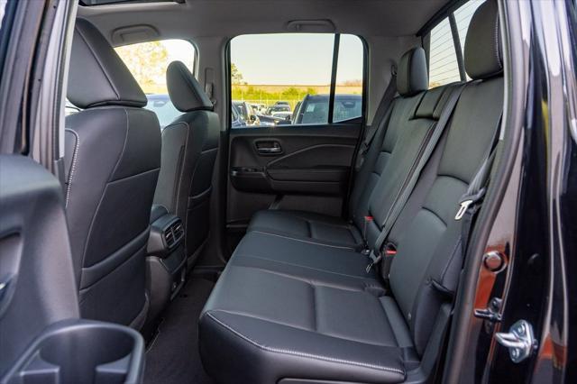 new 2025 Honda Ridgeline car, priced at $43,680