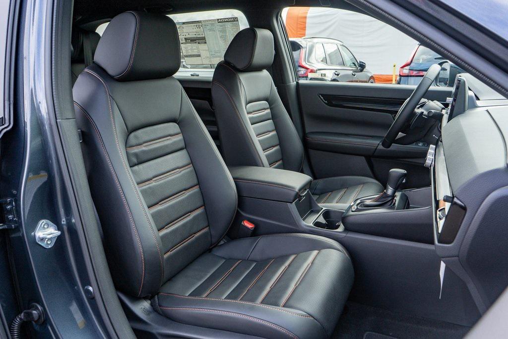 new 2026 Honda CR-V Hybrid car, priced at $43,700
