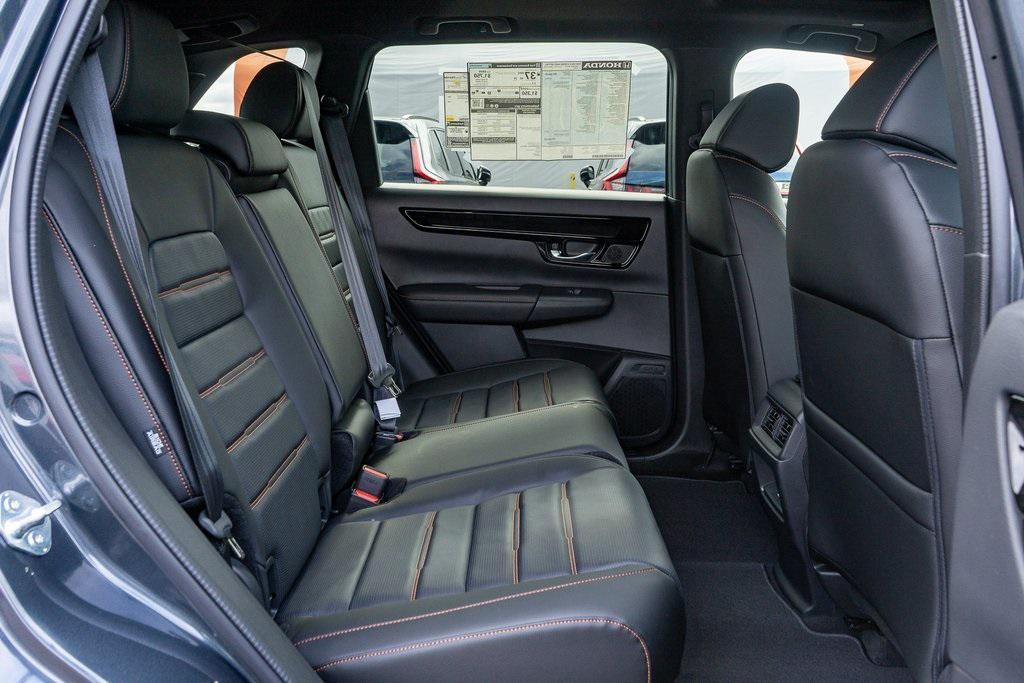 new 2026 Honda CR-V Hybrid car, priced at $43,700