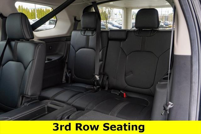 used 2025 Honda Pilot car, priced at $43,999