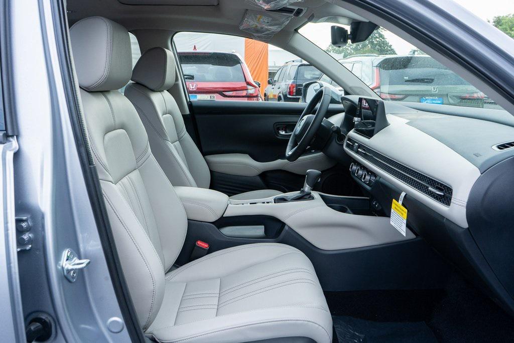 new 2026 Honda HR-V car, priced at $33,000