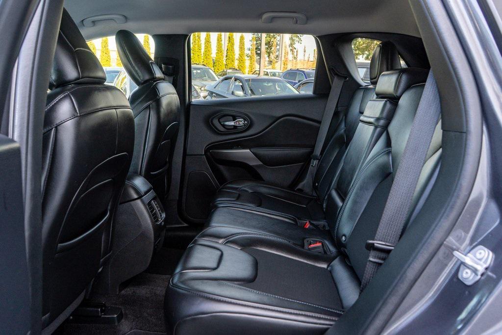 used 2019 Jeep Cherokee car, priced at $20,472