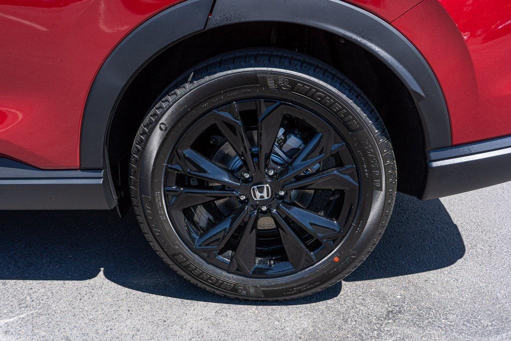 new 2026 Honda CR-V Hybrid car, priced at $44,155