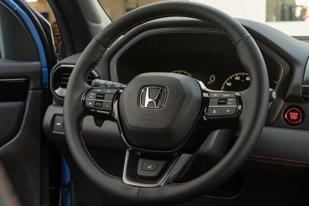 new 2025 Honda Pilot car, priced at $51,350