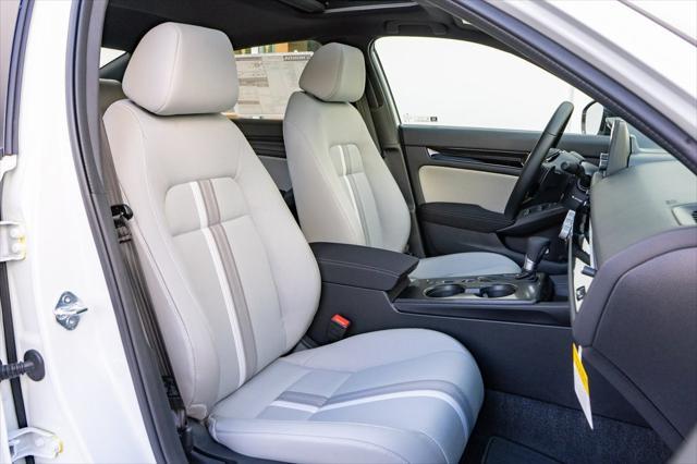 new 2025 Honda Civic Hybrid car, priced at $31,255