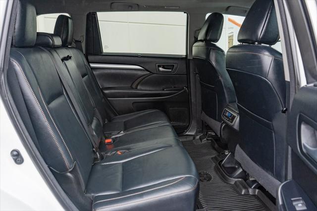 used 2018 Toyota Highlander car, priced at $24,999