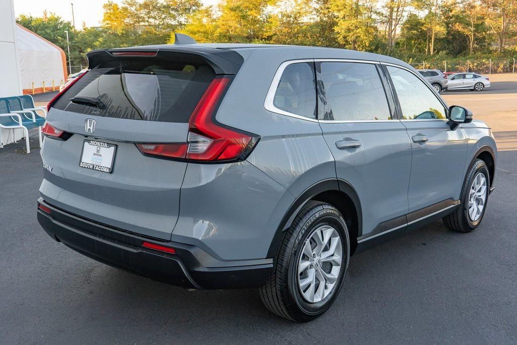 used 2025 Honda CR-V car, priced at $31,887