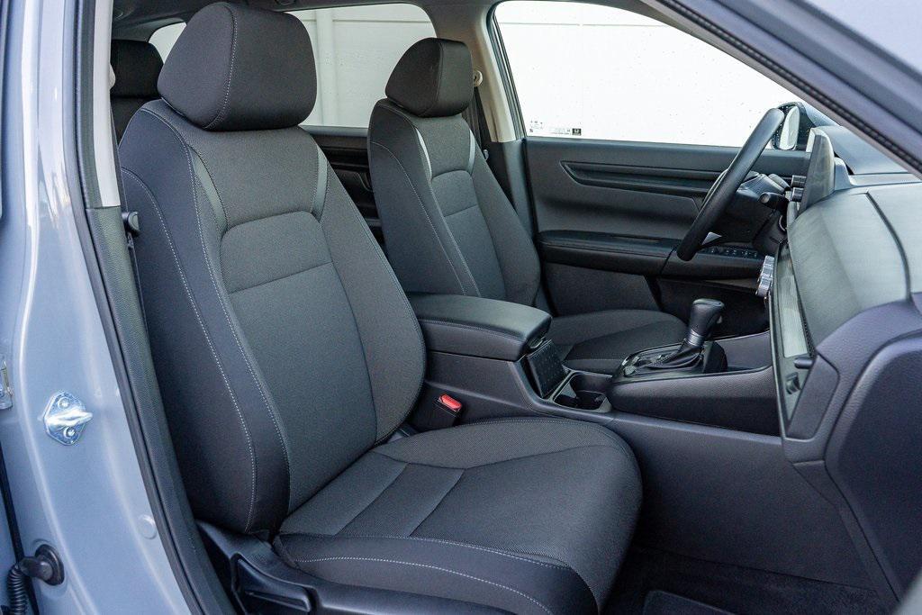 used 2025 Honda CR-V car, priced at $31,887