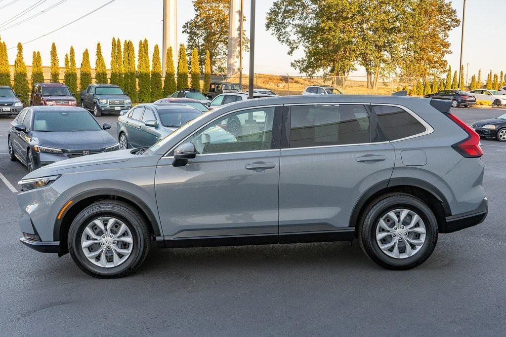 used 2025 Honda CR-V car, priced at $31,887