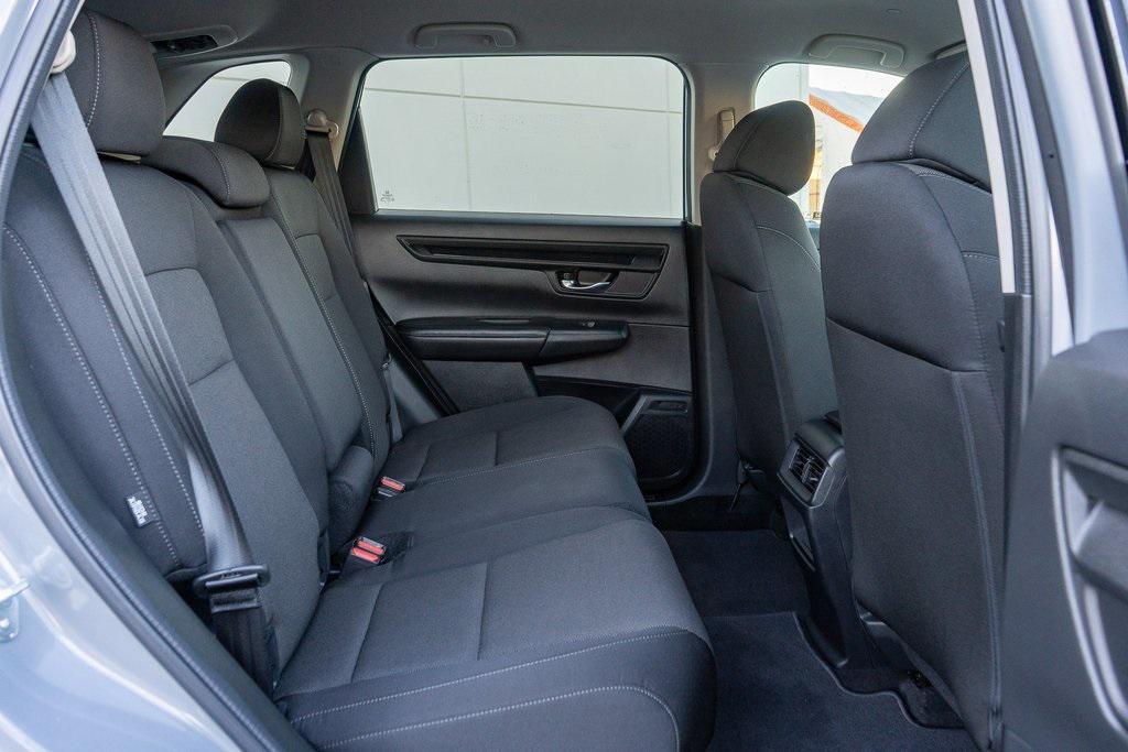 used 2025 Honda CR-V car, priced at $31,887