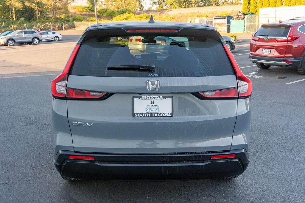 used 2025 Honda CR-V car, priced at $31,887