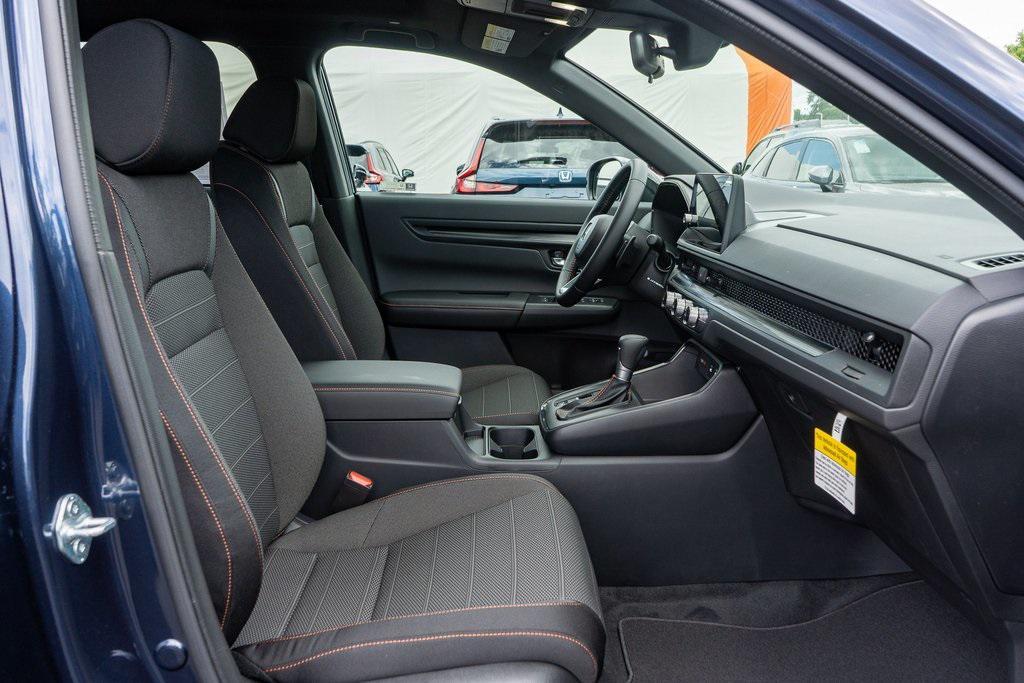 new 2026 Honda CR-V Hybrid car, priced at $38,580