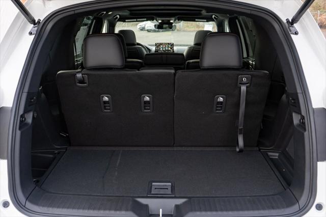 new 2025 Honda Pilot car, priced at $55,735