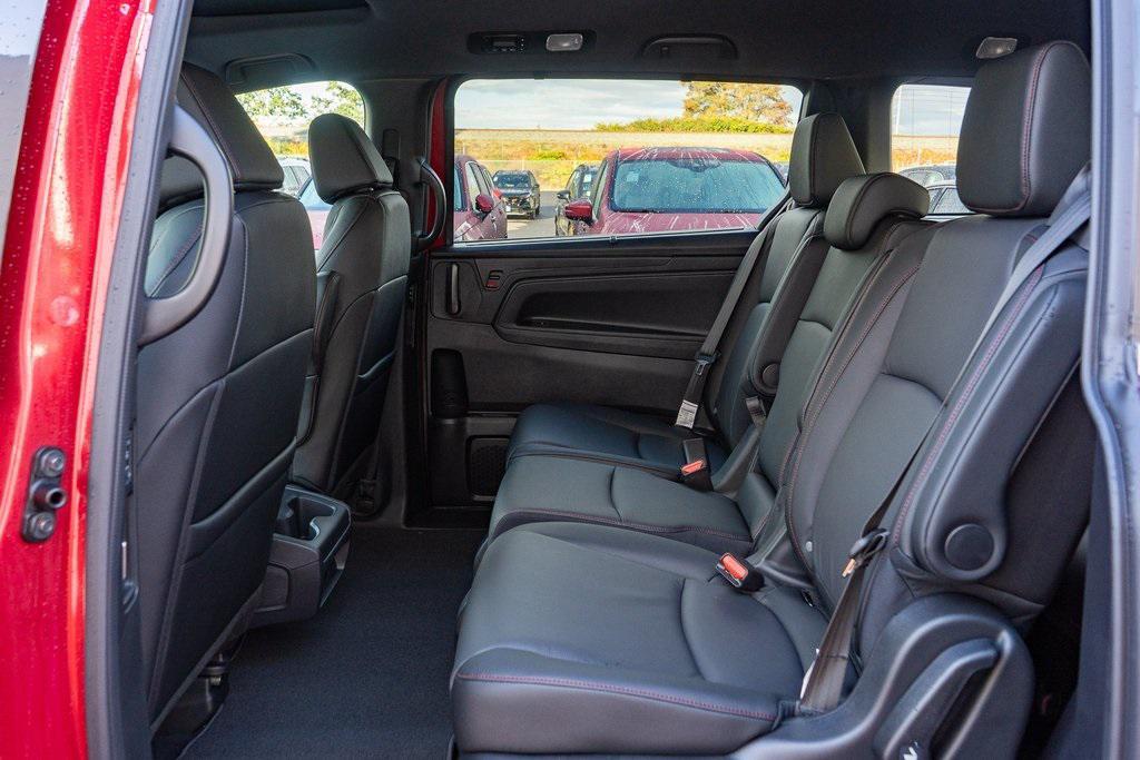 new 2026 Honda Odyssey car, priced at $43,507