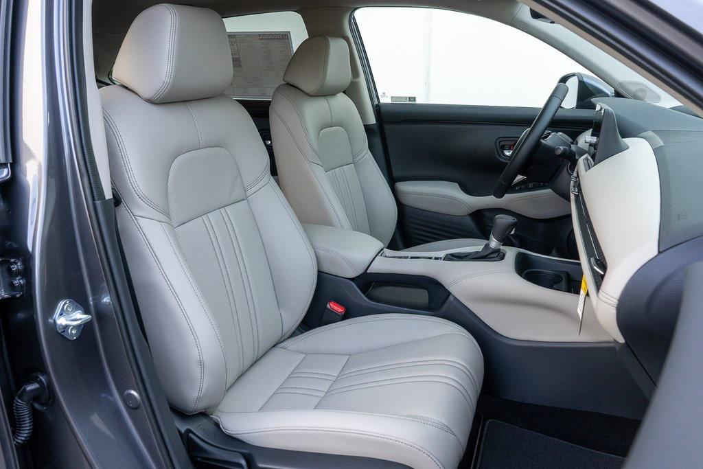 new 2026 Honda HR-V car, priced at $33,000