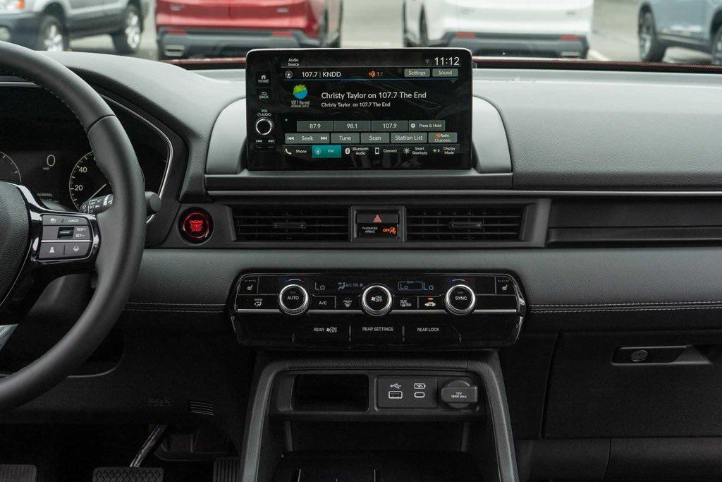 new 2025 Honda Pilot car, priced at $47,550