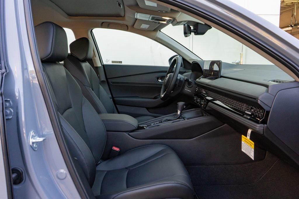 new 2025 Honda Accord Hybrid car, priced at $40,950