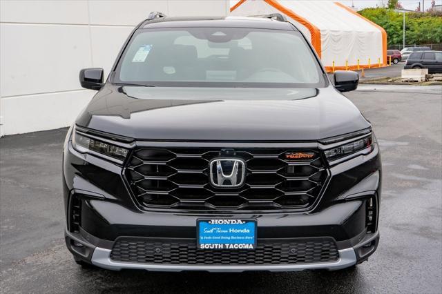 new 2025 Honda Pilot car, priced at $50,850
