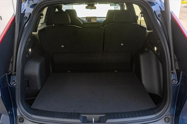 new 2026 Honda CR-V Hybrid car, priced at $40,195
