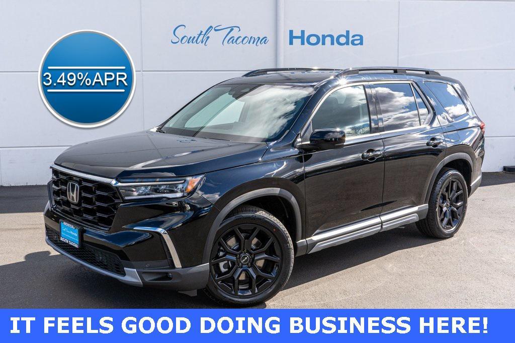 new 2025 Honda Pilot car, priced at $52,995