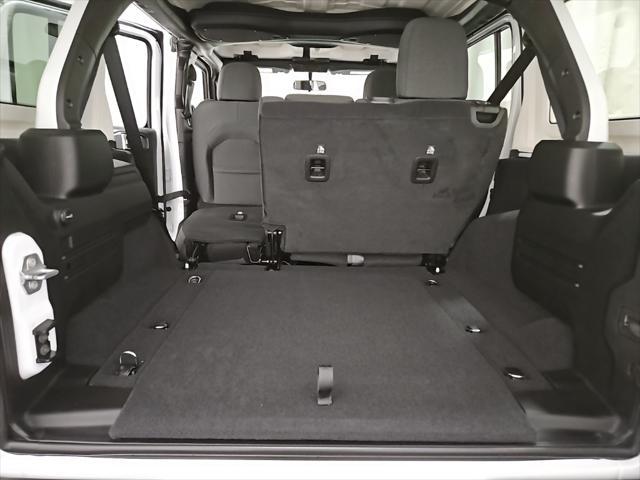new 2025 Jeep Wrangler car, priced at $45,580
