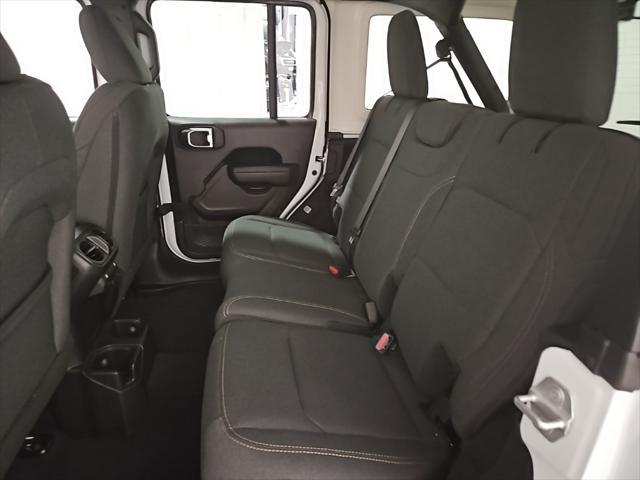 new 2025 Jeep Wrangler car, priced at $45,580