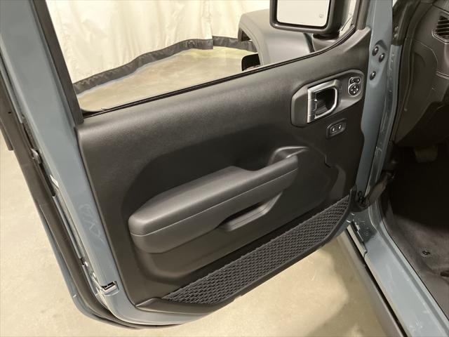 new 2025 Jeep Wrangler car, priced at $58,590