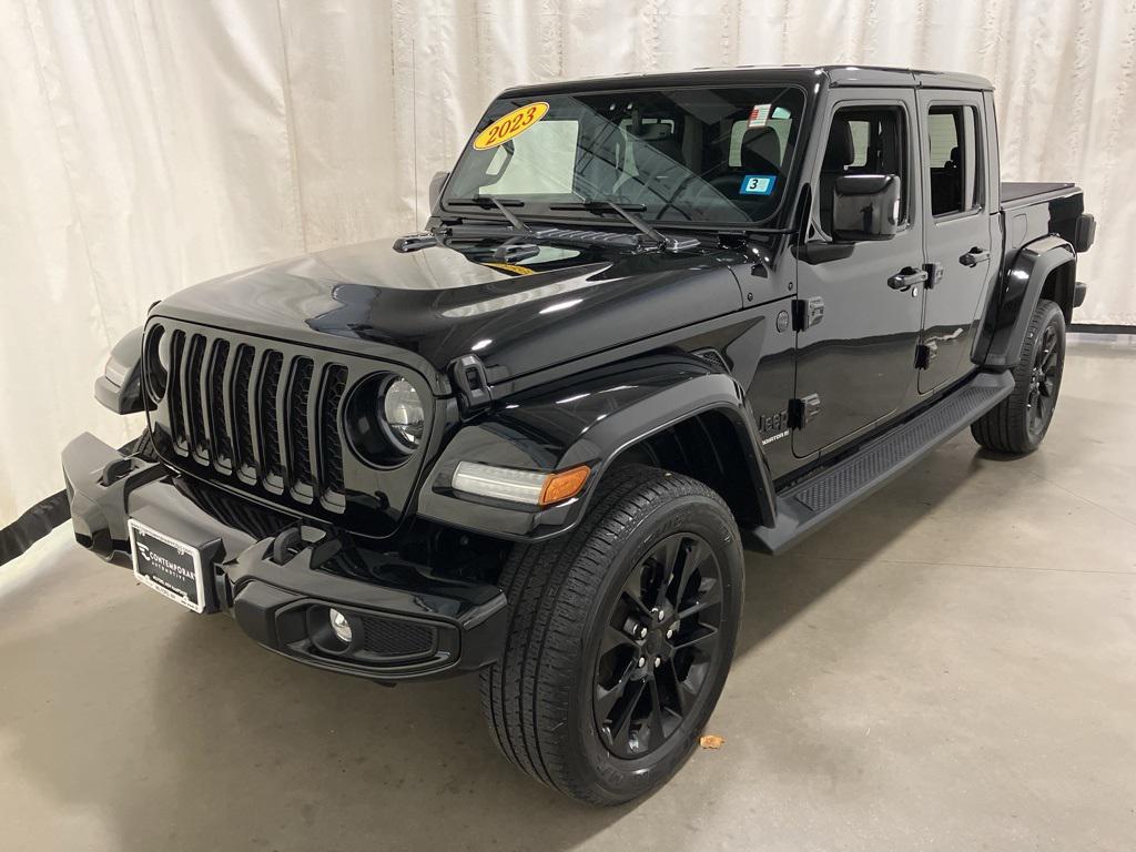 used 2023 Jeep Gladiator car, priced at $36,217