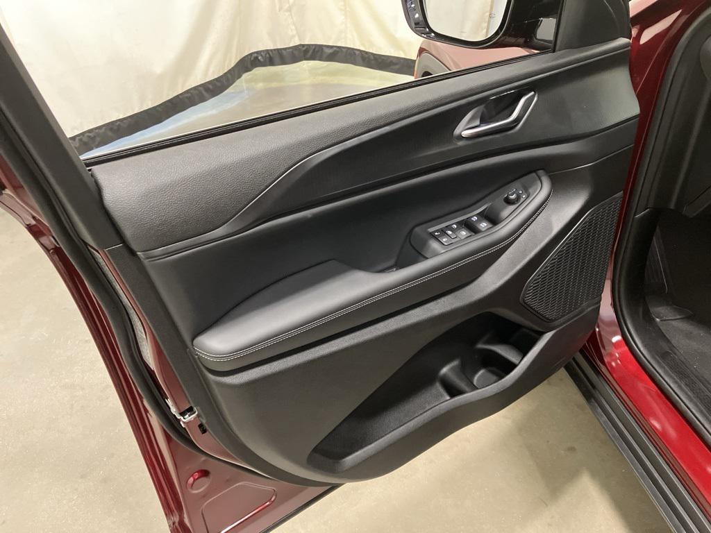 new 2025 Jeep Grand Cherokee car, priced at $44,355