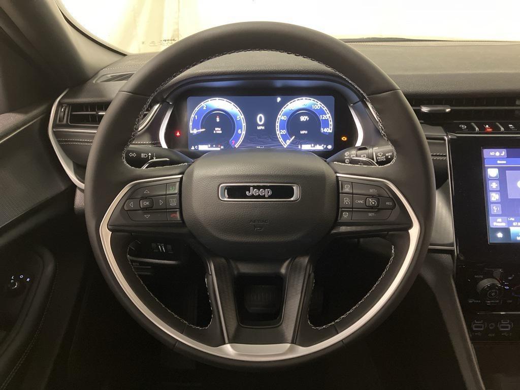 new 2025 Jeep Grand Cherokee car, priced at $44,355
